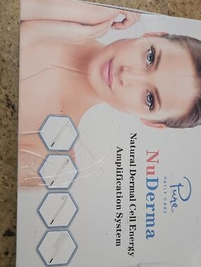 NEW NuDerma Natural Dermal Cell Energy Amplification System - White & Blue
